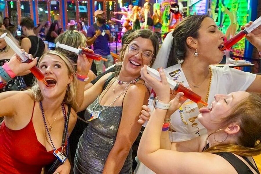 Nashville: Exclusive Entry and Special Offers VIP Bar Crawl - Who will enjoy this Nashville night out?