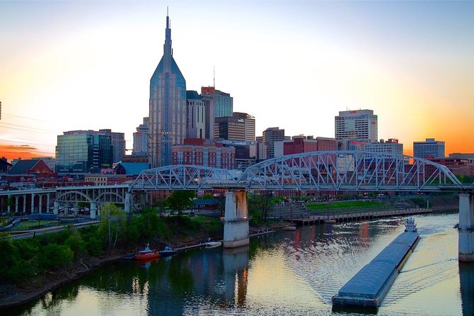 Nashville VIP Style Private Tour with Local Singer-Songwriter - Bicentennial Capitol Mall and the Farmers’ Market