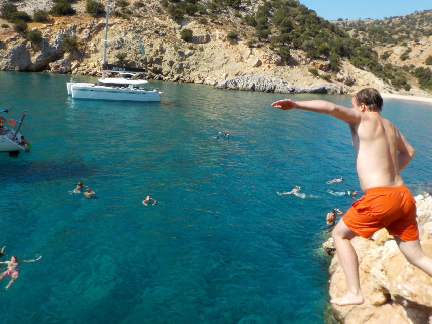 Naxos: Luxury Catamaran Day Trip with Lunch and Drinks - Booking details worth knowing before you go