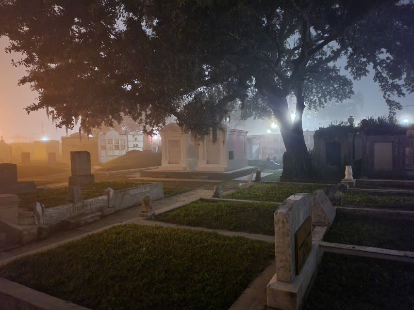 New Orleans: Cemetery Bus Tour At Dark with Exclusive Access - Odd Fellows Rest: the evening’s centerpiece