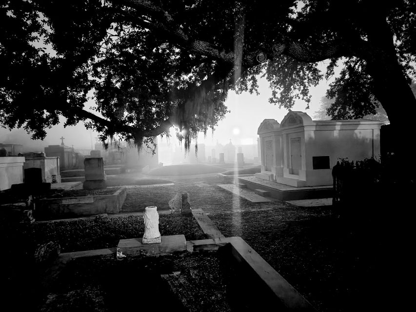 New Orleans: Cemetery Bus Tour At Dark with Exclusive Access - What the two-hour route actually includes