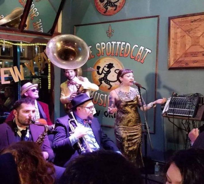 New Orleans: Frenchmen Street VIP Live Music Pub Crawl - A changing mix of clubs and music
