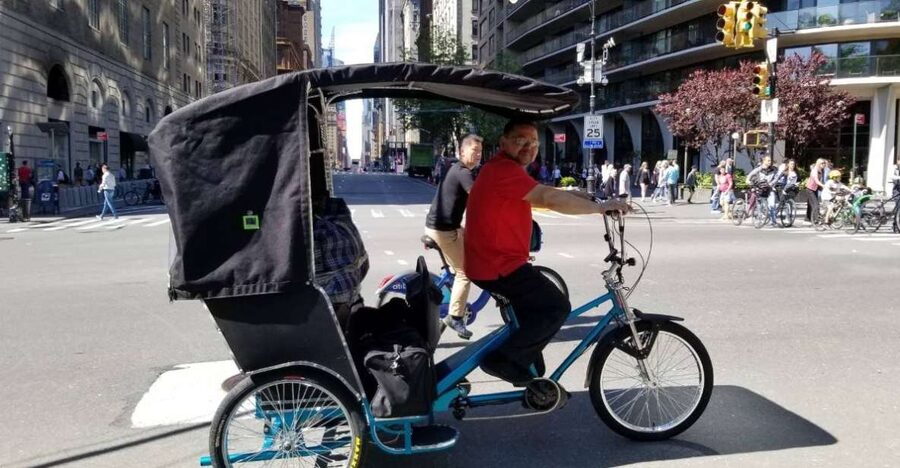 New York City: Deluxe 1.5-Hour Central Park Pedicab Tour - Alice in Wonderland and the Conservatory Water