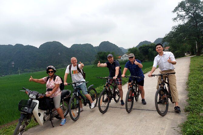Ninh Binh Luxury Day Tour by Limousine- Small Group- All included - Cycling through villages and rice fields
