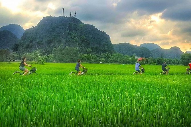 Ninh Binh Tour: Deluxe & Small Group Tam Coc Hoa Lu - Boat, Biking, Buffet Lunch - The 7:25 a.m. departure from Hanoi