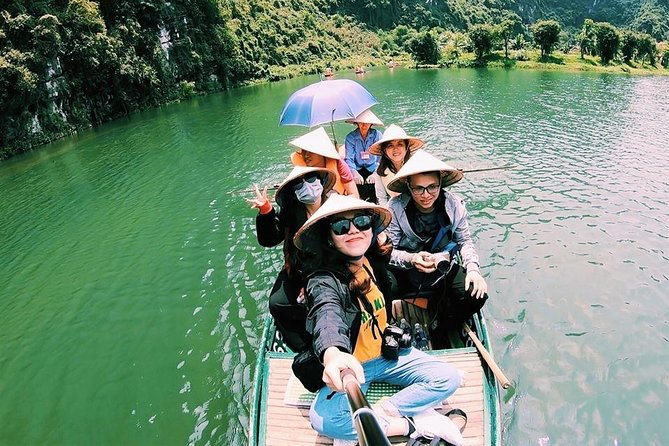 Ninh Binh Tour: Deluxe & Small Group Tam Coc Hoa Lu - Boat, Biking, Buffet Lunch - Hoa Lu, Vietnam’s first capital