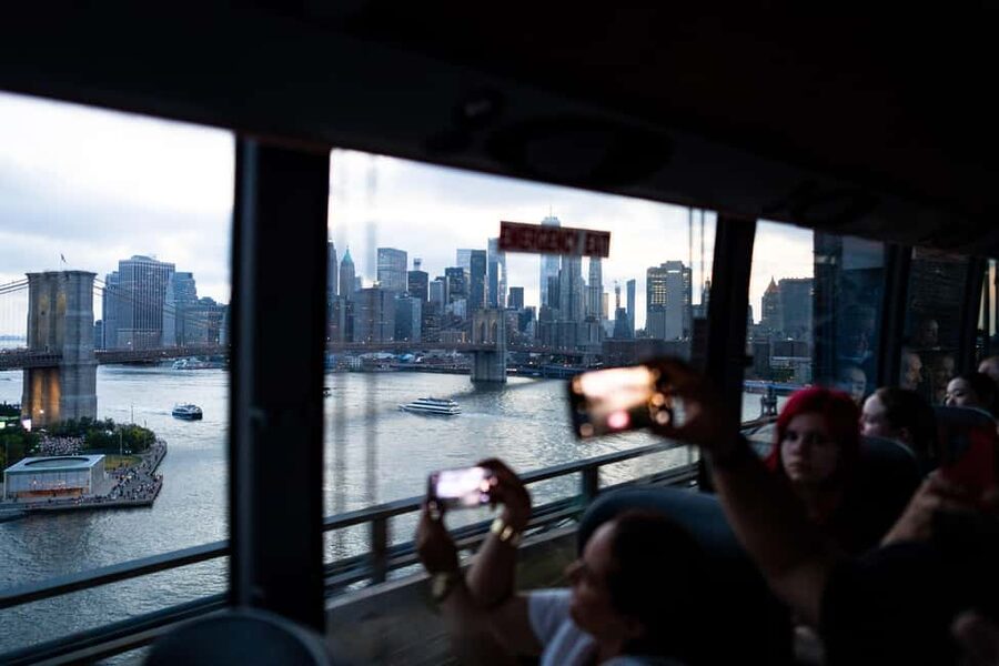 NYC at Night: 3-Hour Luxury Bus Tour of Top Highlights - Grand Central Terminal brings the first major stop