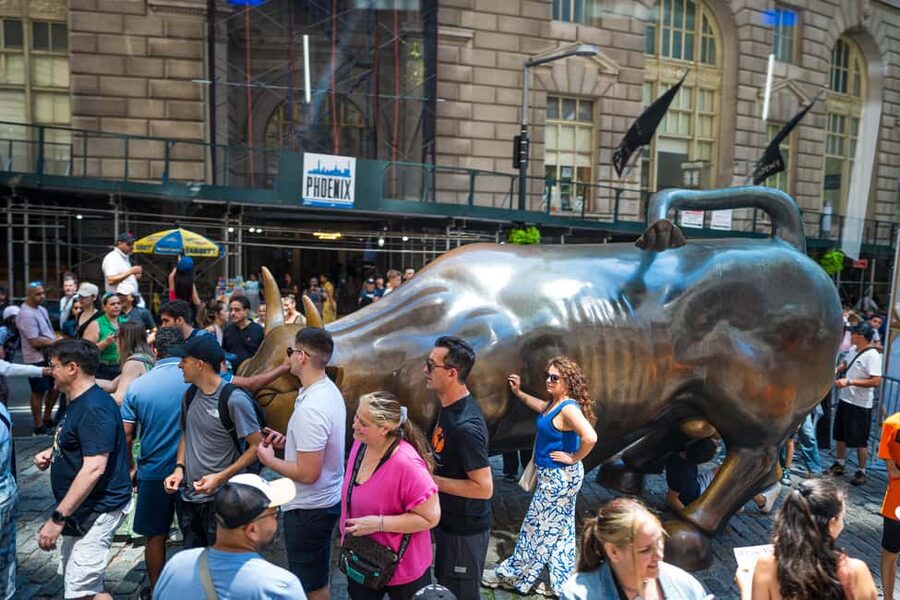 NYC: Half-Day Luxury Bus Tour of Top Highlights - The Statue of Liberty without a ferry ticket
