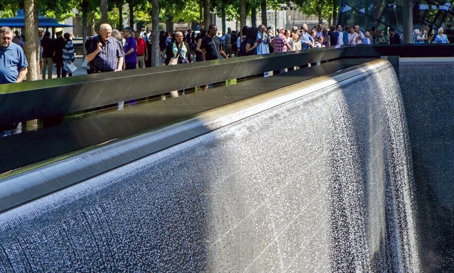 NYC: Private Luxury Tour of NYC With Transportation - The guide can make or break the day