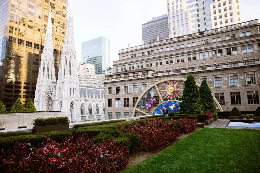 NYC: VIP Rockefeller Center Tour with Observation Deck Entry - Key points to know before booking