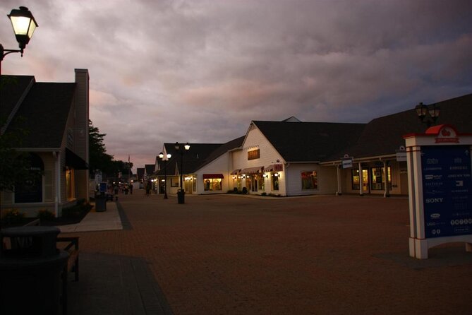 NYC: Woodbury Common Premium Outlets Shopping Round Trip Service - Key points to know before you book