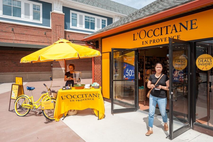NYC: Woodbury Common Premium Outlets Shopping Trip - What I would do on the day