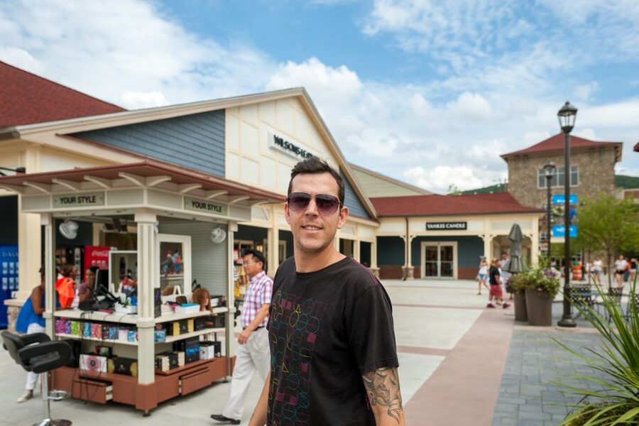 NYC: Woodbury Common Premium Outlets Shopping Trip - The one-hour coach ride from Midtown Manhattan