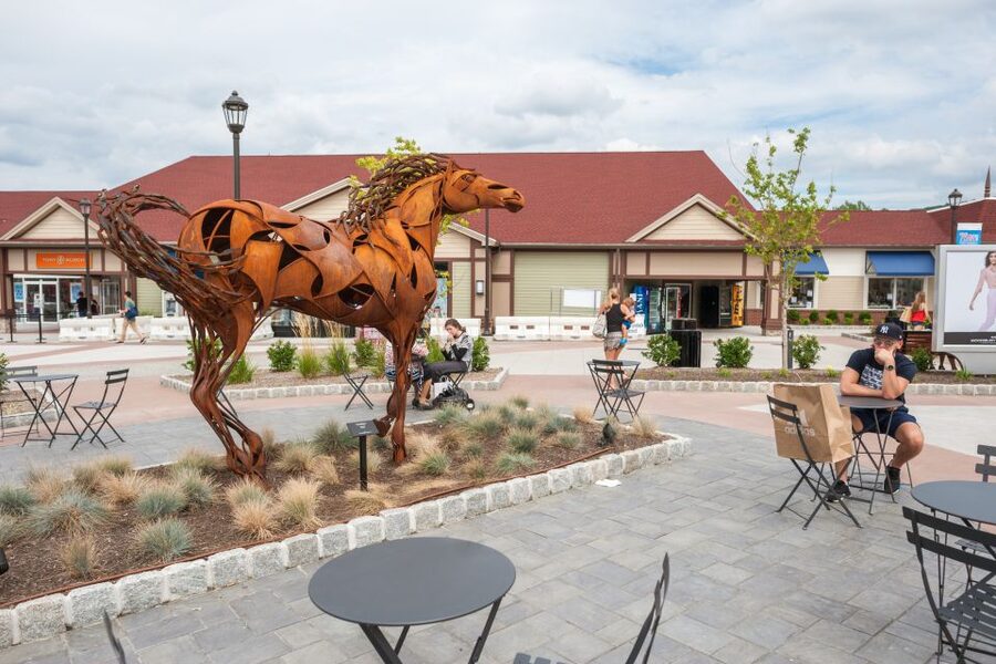 NYC: Woodbury Common Premium Outlets Shopping Trip - Is $47 good value for this shopping trip?