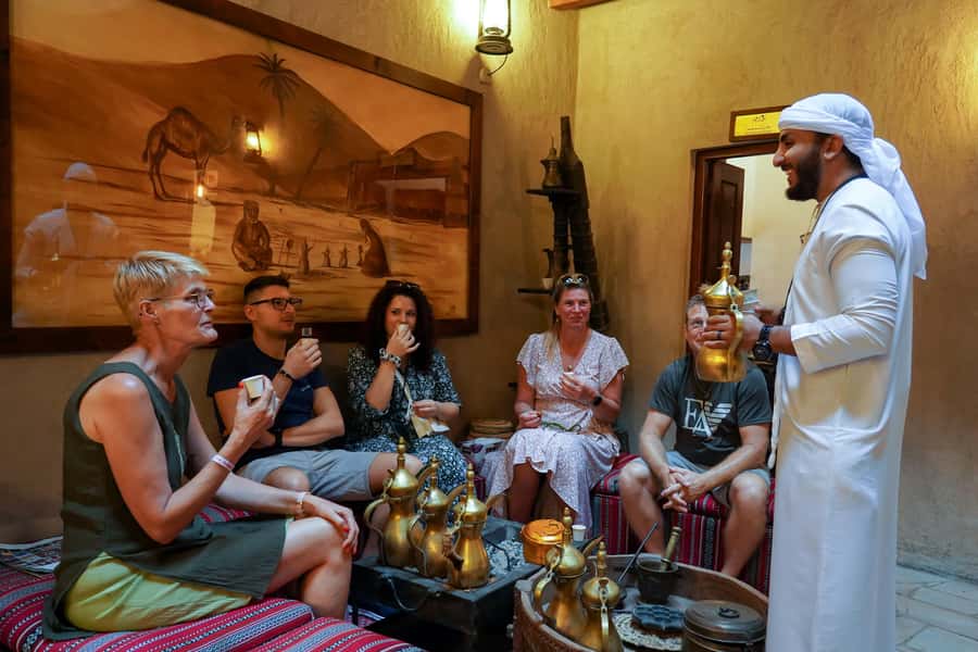 Old Dubai: Premium Guided Tour with Street Food & Abra Ride - Al Fahidi Fort and the Older Lanes