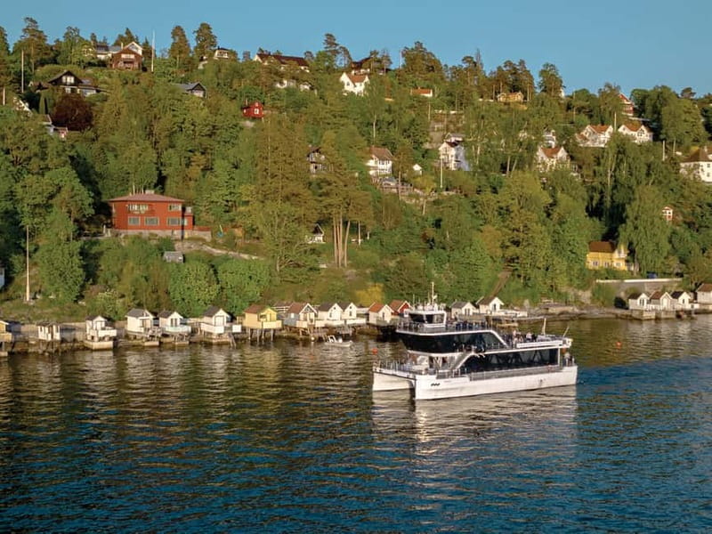 Oslo: Guided Sightseeing Fjord Cruise on Premium Silent Boat - Food, Warmth, and the Onboard Cafe