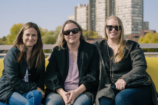 Ottawa Small Group Premium City Tour - Rockcliffe Park and Ottawa’s official residences