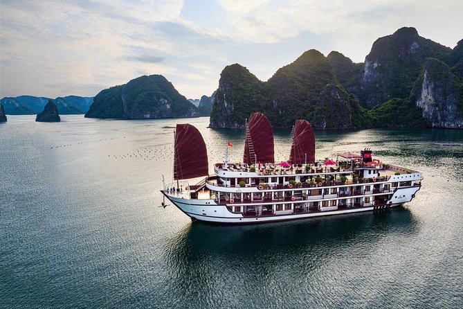Overnight Luxury 5 Star Alisa Cruise with Meals, Kayak or Bamboo Boat - Sunset drinks, cooking, and dinner on board