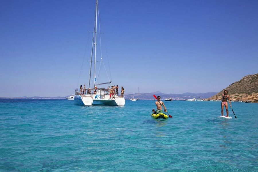 Palma de Mallorca: Deluxe Catamaran Sailing Tour with Meal - Small details that make the trip easier