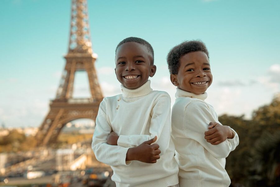 Paris: Eiffel Tower & Louvre Photoshoot (High End Edits) - Who gets the most from this experience