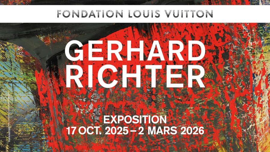 Paris: Fondation Louis Vuitton Premium Access Ticket - Using the free shuttle from Paris