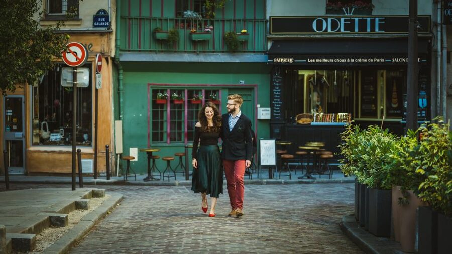 Paris: Premium Film Director Photoshoot & Natural Direction - Choosing the best time for light and fewer people
