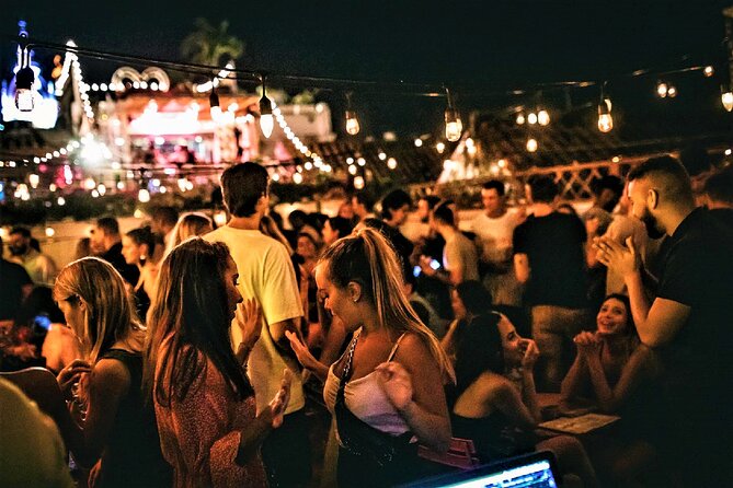 Party without limits! Cartagena; VIP Party. - Final venues: DJs, dancing, and VIP treatment