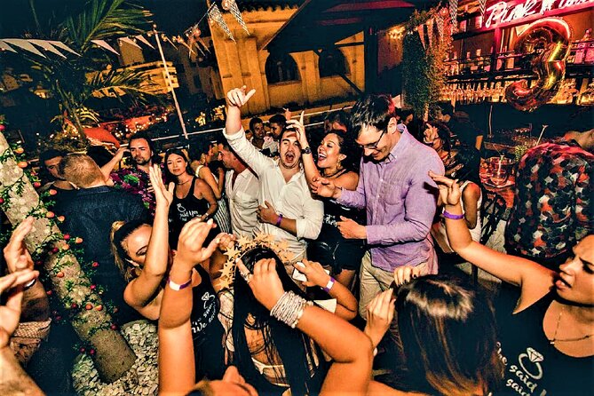 Party without limits! Cartagena; VIP Party. - Meeting at The Clock Pub at 10 p.m.