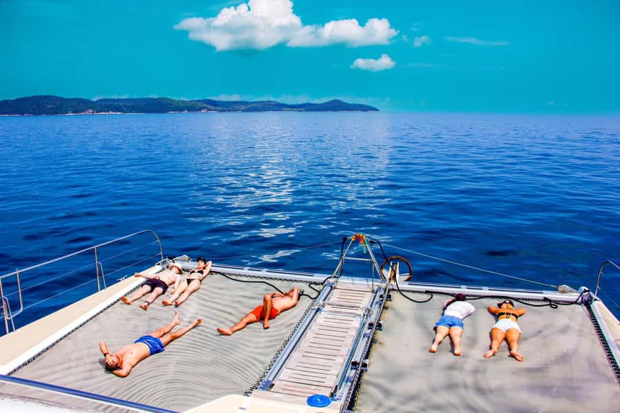 Pattaya: Exclusive 3-Island Catamaran Tour with Buffet Lunch - Koh Phai: beach time, lunch, and a choice of activities