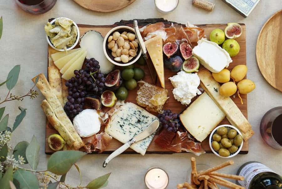 Perth VIP Swan Valley Wine Tour - Premium Small Group Tour - Lunch at a larger estate, with real food choices