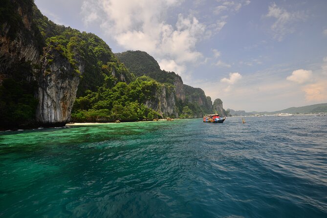 Phi Phi, Maya Bay, & Khai Islands Premium Trip from Phuket - Loh Samah Bay and Pi Leh Bay by boat