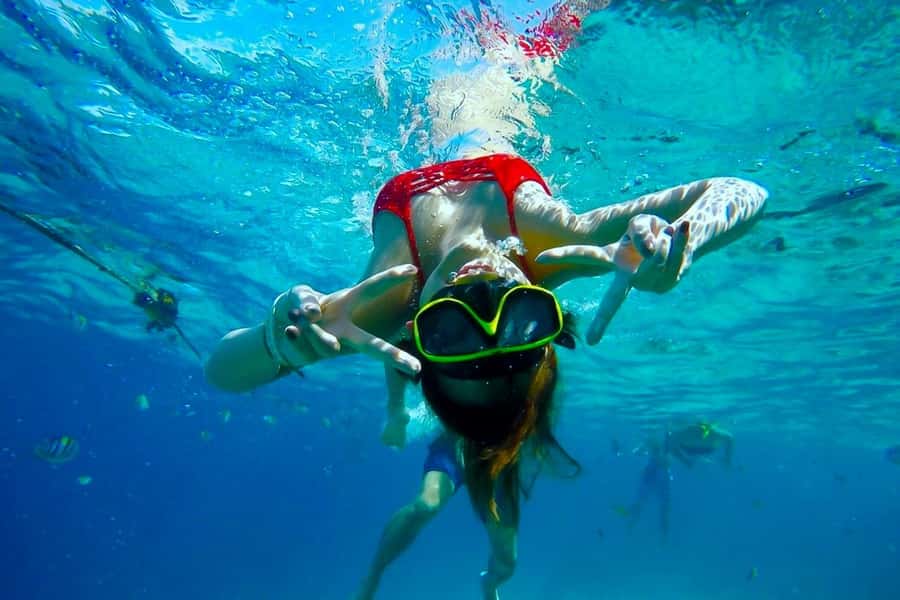 Phuket: Deluxe Phi Phi Tour by Speedboat & Lunch Buffet - Bamboo Island starts the water time