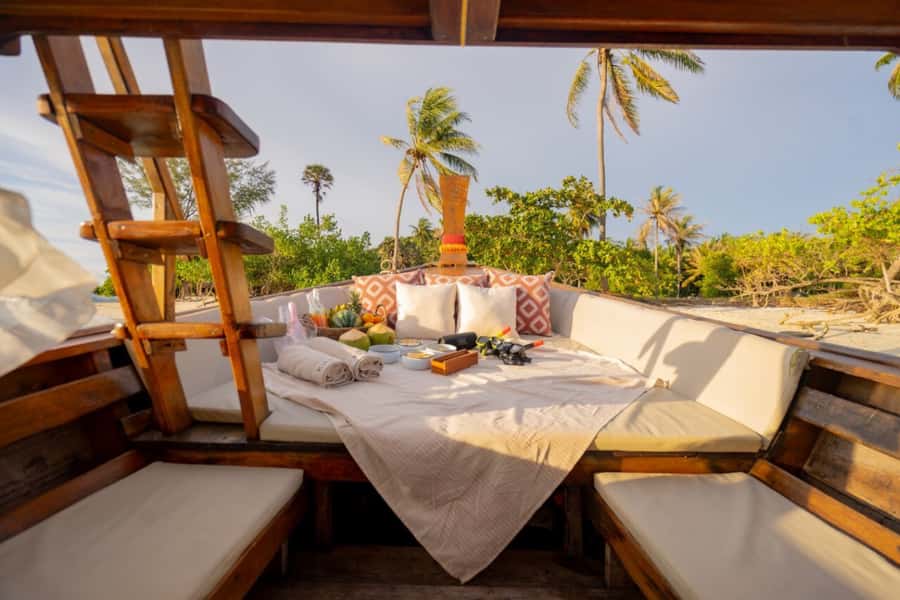 Phuket: Luxury Private Longtail Boat Islands Discovery Tour - Kai Nok and Kai Nai: beautiful, but not always quiet