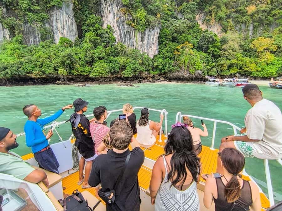 Phuket: Phi Phi, Bamboo & Maithon by Premium Speed Catamaran - Maiton Island is a gentle finish