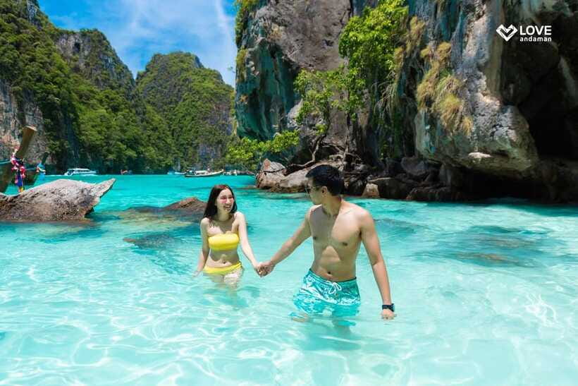 Phuket: Phi Phi Maiton Island Sunset Premium Catamaran Tour - Maiton Island from the water