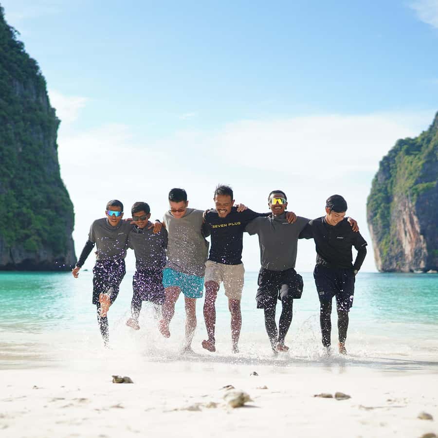 Phuket: Phi Phi, Maya, and Maiton by Luxury Yacht with Lunch - Key points to know before booking