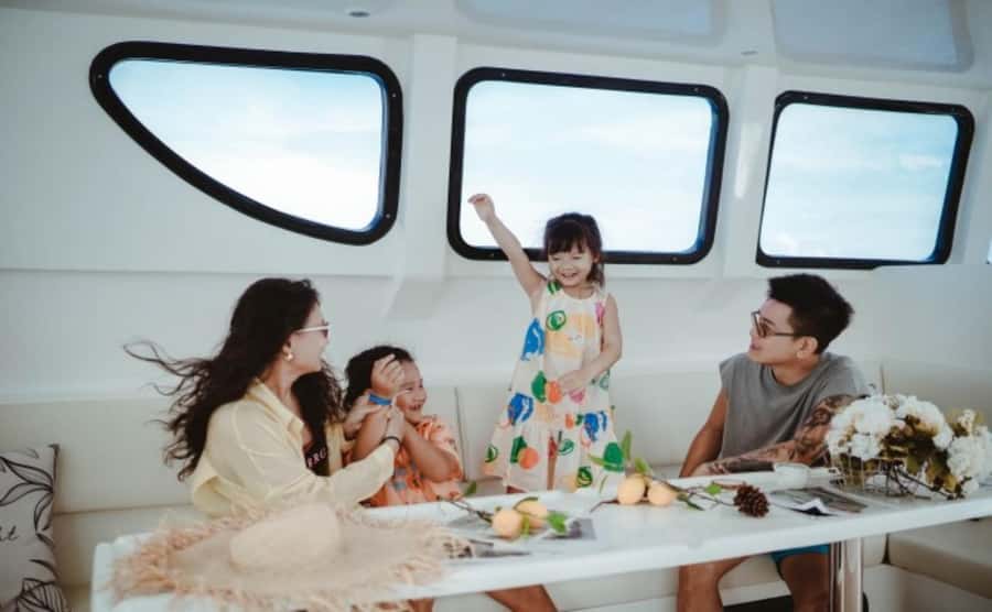 Phuket: Phi Phi, Maya, and Maiton by Luxury Yacht with Lunch - A big day on the Andaman Sea