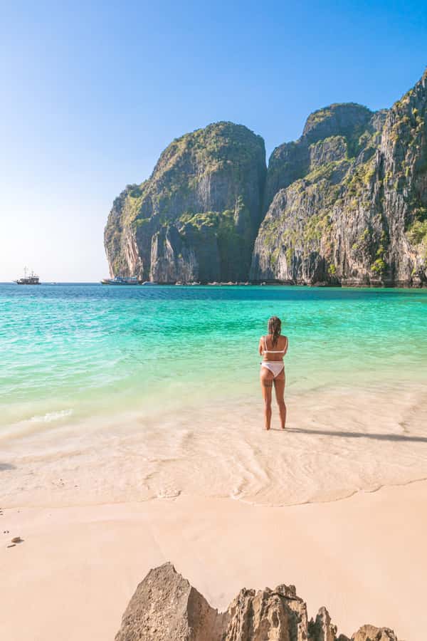 Phuket: Phi Phi, Maya & Bamboo By Premium Speed Catamaran - The catamaran ride to the Phi Phi Islands