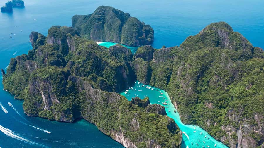 Phuket: Phi Phi, Maya & Bamboo By Premium Speed Catamaran - Bamboo Island ends the beach day