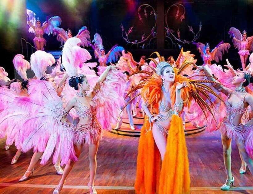 Phuket: Simon Cabaret Show VIP Tickets - Arriving in Patong and finding your seat