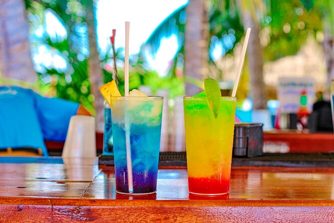 Playa Uvas Open Bar Exclusive Pass - The 30-minute kayak rental