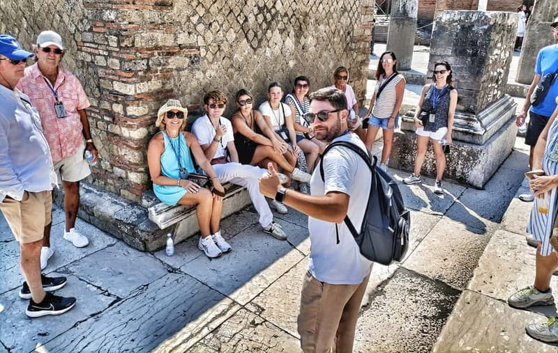 Pompeii: Exclusive Tour with Archaeologist and Entry Tickets - The Forum, Basilica, and temples