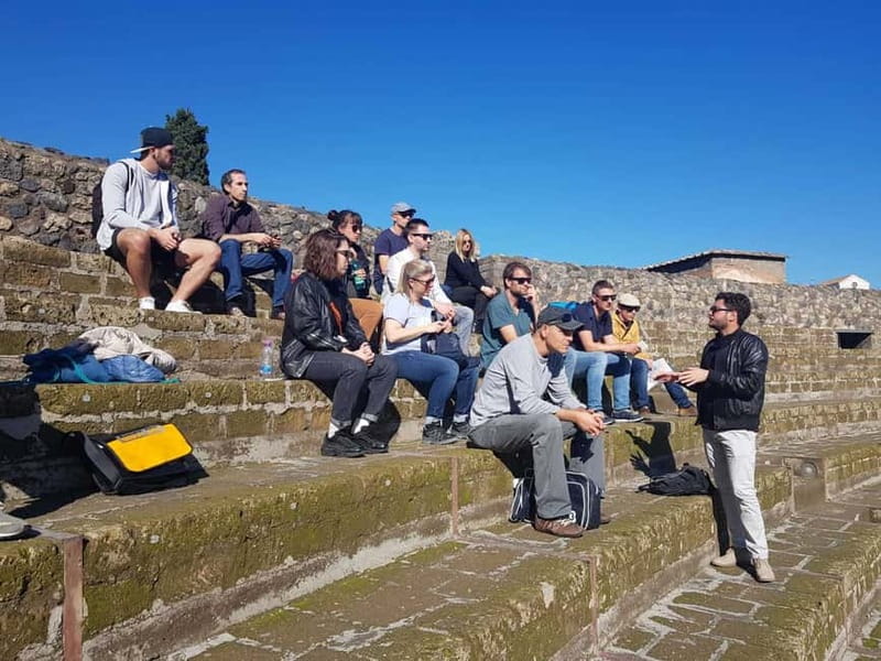 Pompeii: Exclusive Tour with Archaeologist and Entry Tickets - The two-hour pace and group size