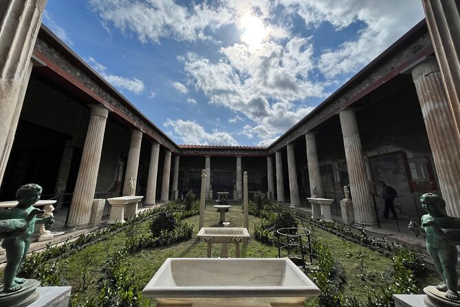 PompeiI Exclusive Tour with your Archaeologist in a Small Group - Why an archaeologist changes the Pompeii visit