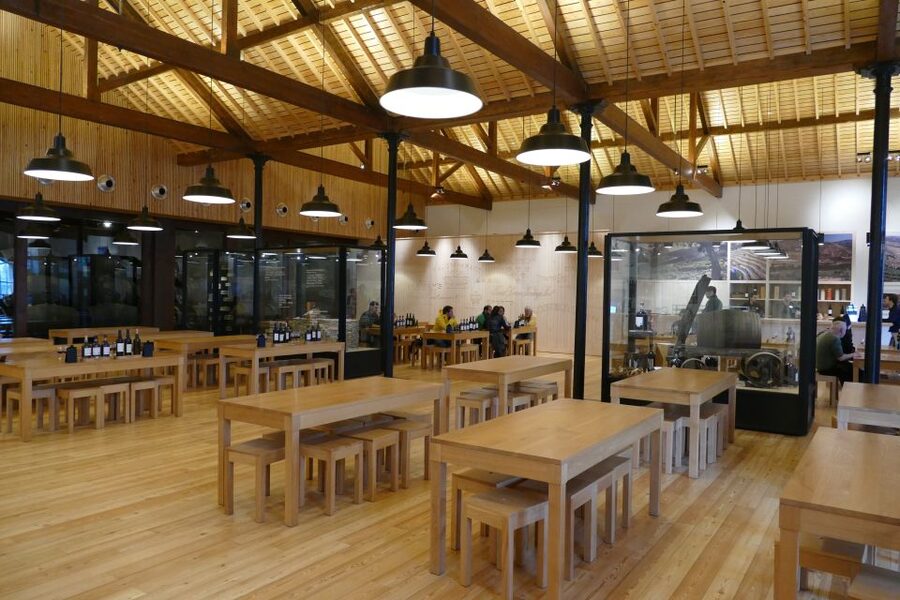 Porto: Graham's Port Lodge Tour with Premium Wine Tastings - Who will enjoy this Port experience most?
