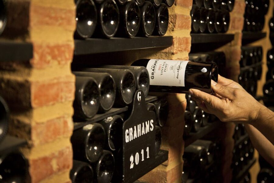 Porto: Graham's Port Lodge Tour with Premium Wine Tastings - Learning how Port becomes Port