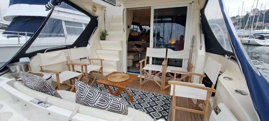 Porto: Luxury Yacht Tour of the 6 Bridges and Douro Estuary - Is $57 a fair price?