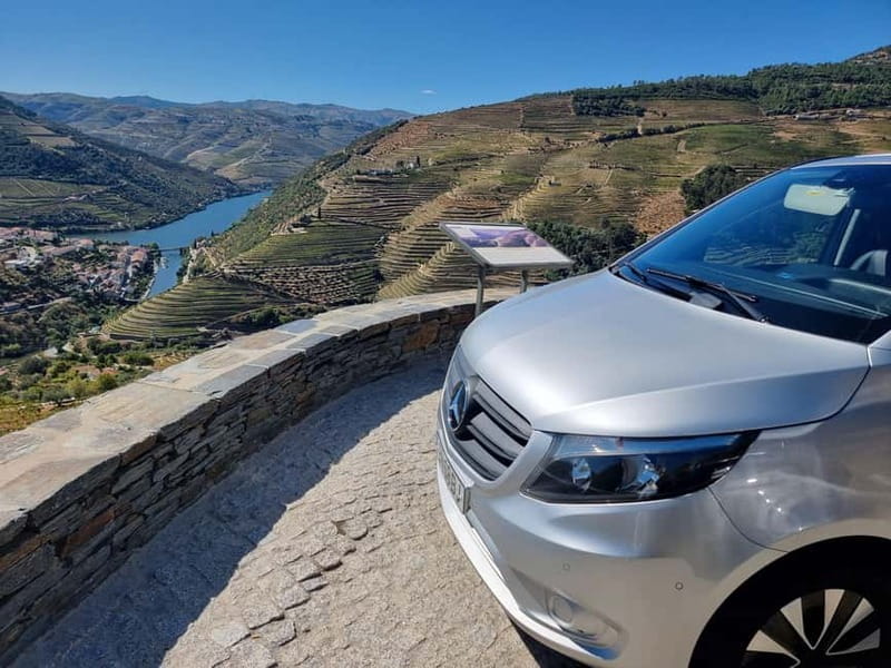 Porto: Premium Douro Valley Small-Group Tour, Cruise & Lunch - Pinhão and the one-hour Douro cruise