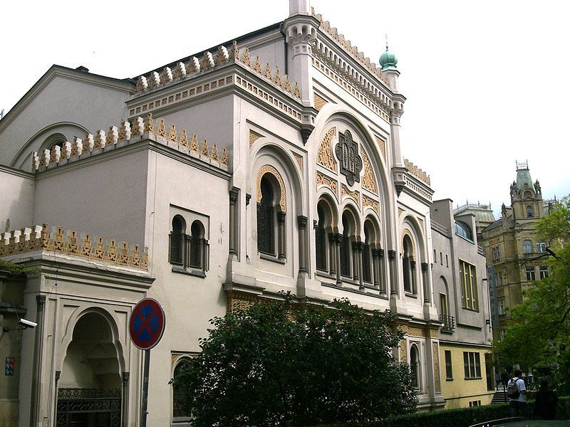 Prague: Jewish Quarter Premium Tour - Starting with the Old-New Synagogue