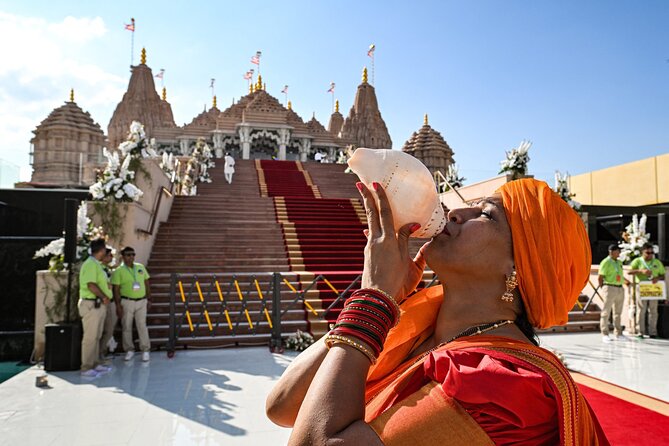 Premium Abu Dhabi City Tour With Hindu Temple Visit - Private - Ferrari World is a photo stop, not a theme-park day